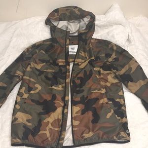 Camo lightweight windbreaker